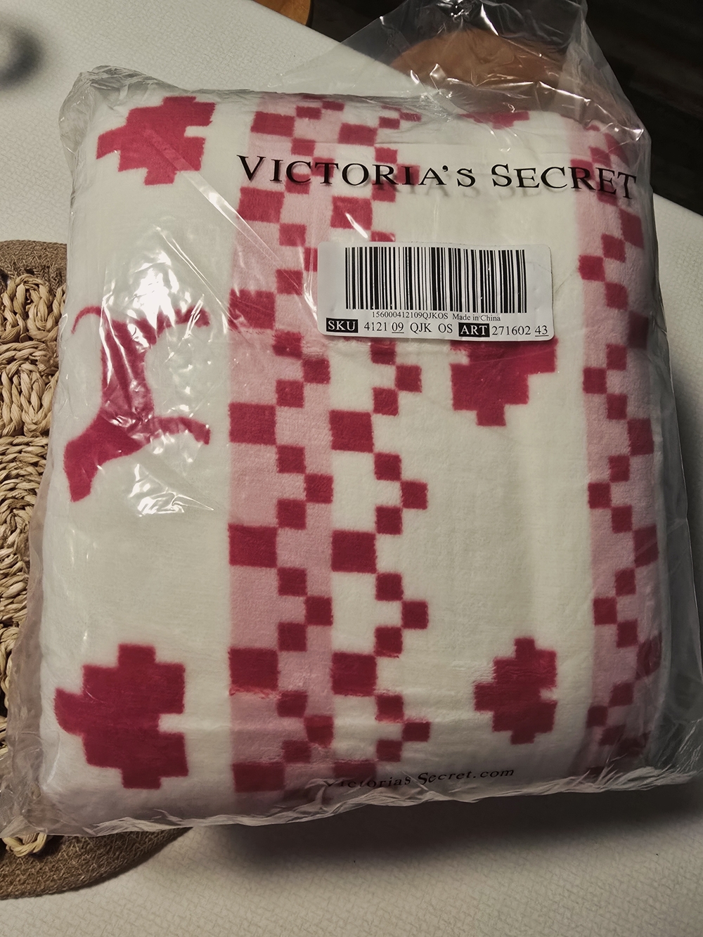 Victoria's Secret White and Pink Geometric Plush Throw Blanket